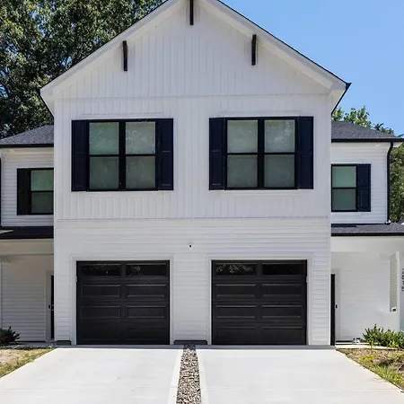 Holiday home Luxury 8br Hot Tub Game Sleeps 20 Charlotte