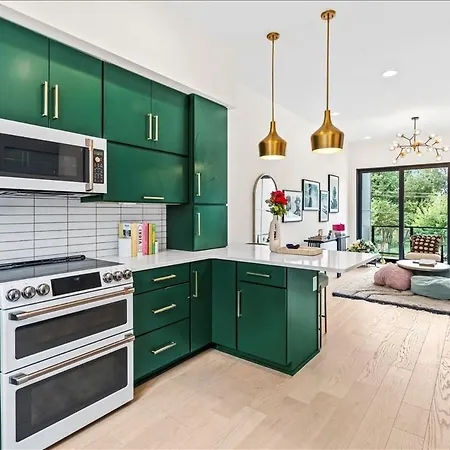 36 Maison Lumiere Holiday home Charlotte