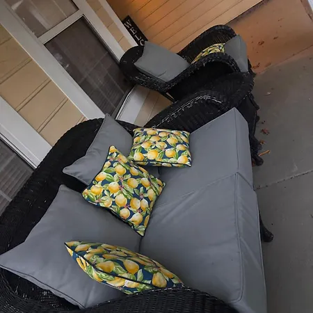 Holiday home Near Uptown-sleep 6-nfl Game Day Getaway Charlotte