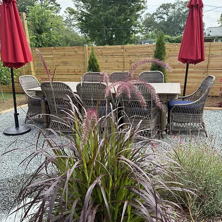 The Latimer House Perfect For Groups Near Uptown *
