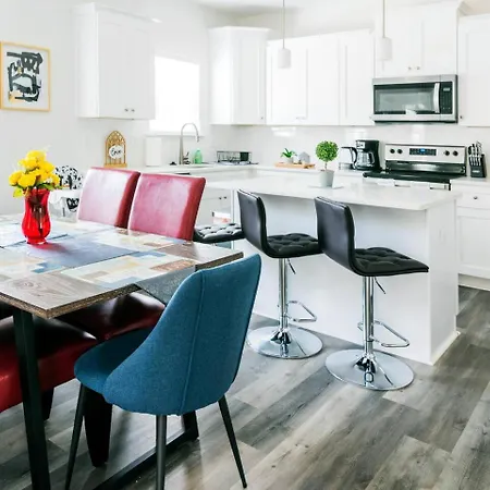 8br Near Southend/uptown W/gameroom/hottubs/fenced * Charlotte