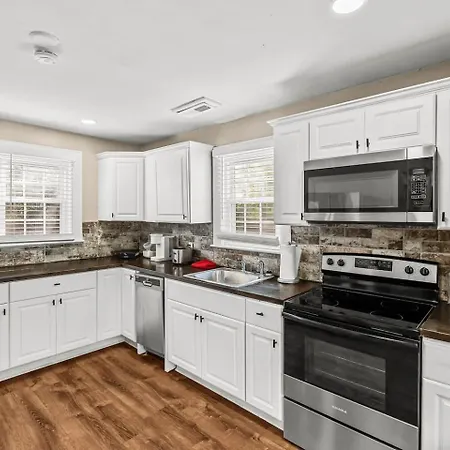 The Catalina Uptown Clt Holiday home *