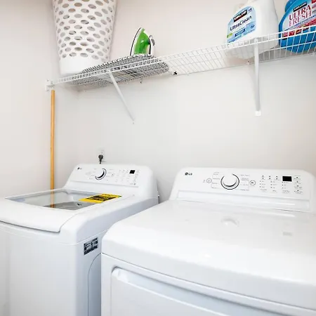 Holiday home Luxury 8br Hot Tub Game Sleeps 20 Charlotte