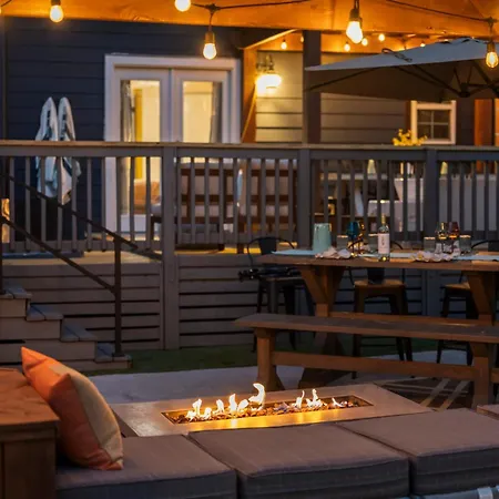 Holiday home Escape To The Arts Golf Sim Theater Hot Tub