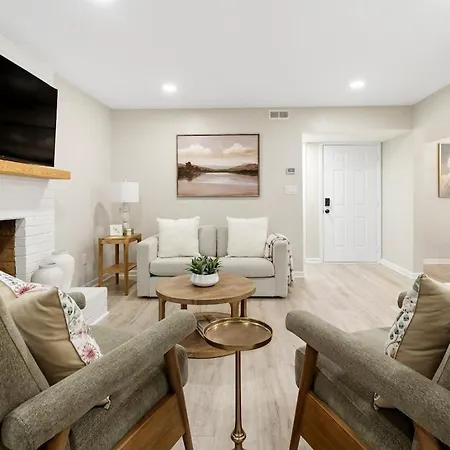 Bright & Relaxing 2br Near Ballantyne * Charlotte