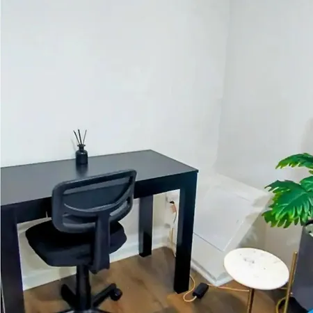 Apartment Gorgeous 1br Guest Close To All!