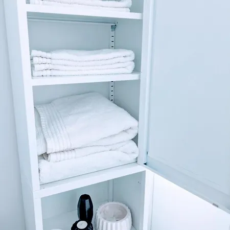 Gorgeous 1br Guest Close To All! Charlotte
