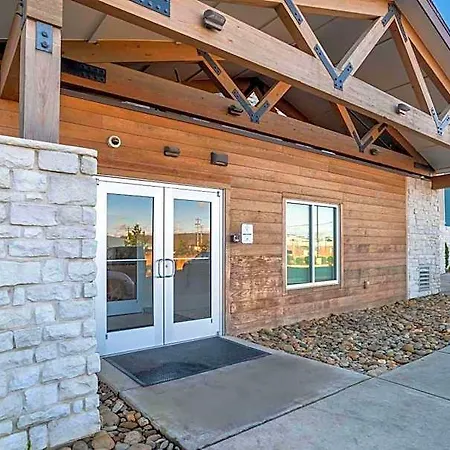 Extended America Select - - Northlake Hotel 3*