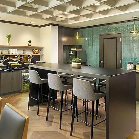 Marriott Southpark Hotel