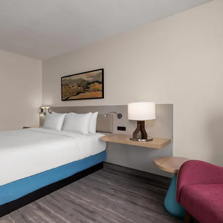 Hilton Garden North Hotel