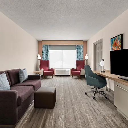Hilton Garden North Hotel
