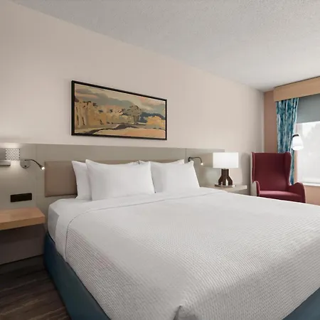 Hilton Garden North 3* Charlotte