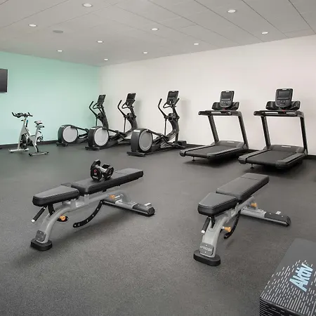 Hotel Tru By Hilton Airport Pointe Charlotte