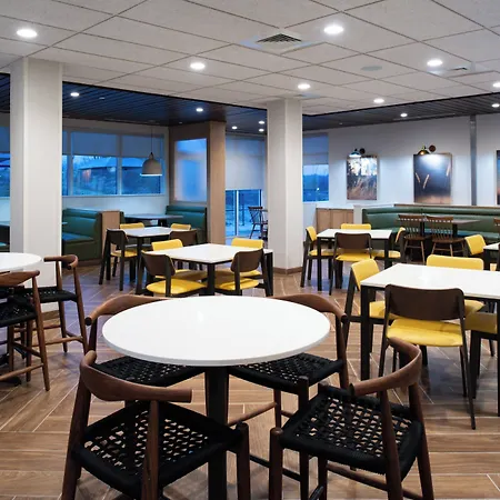Fairfield & By Marriott Research Park