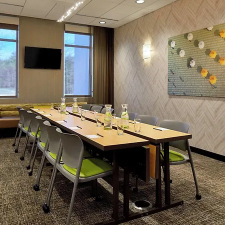 Springhill By Marriott At Carowinds Hotel 3*