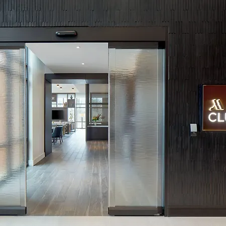 Unc Marriott & Conference Center 3*
