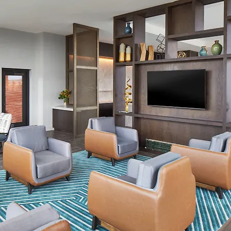 Unc Marriott & Conference Center 3*