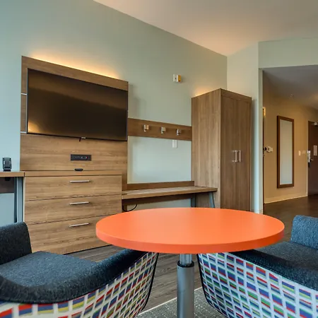 Express & - - South End By Ihg 3*