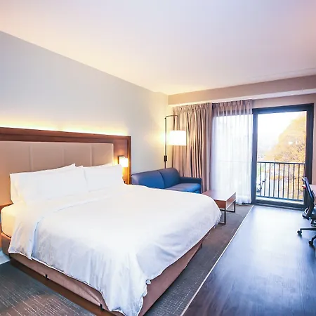 Express & - - South End By Ihg