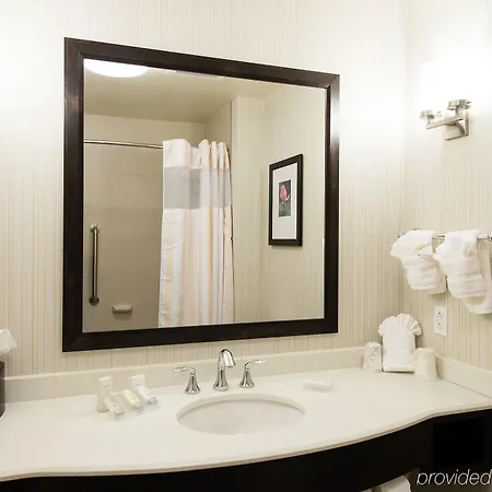 Hilton Garden Airport 3* Charlotte