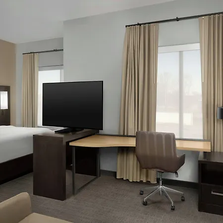By Marriott Northlake