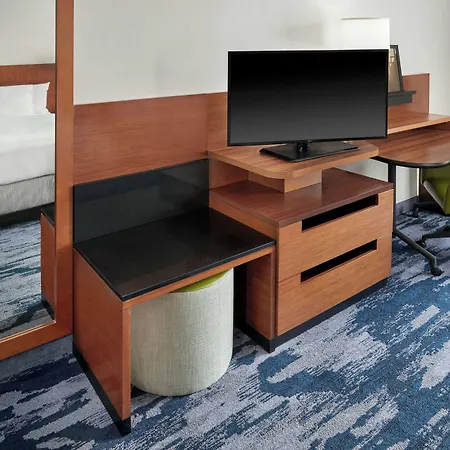 Fairfield & By Marriott Airport