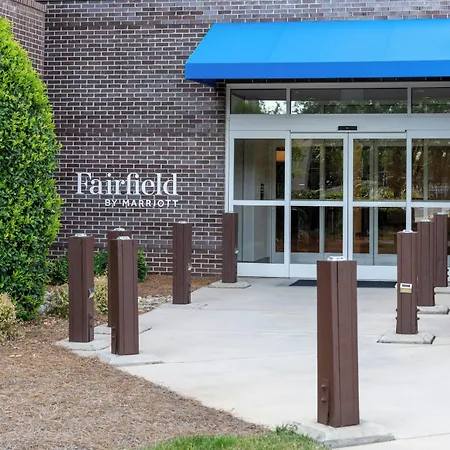 Fairfield & By Marriott Airport Hotel 3*