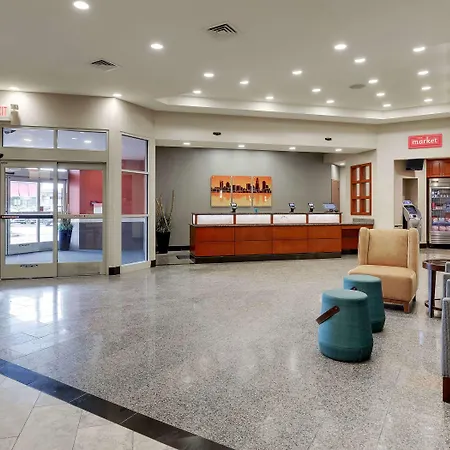 Drury & Arrowood Hotel