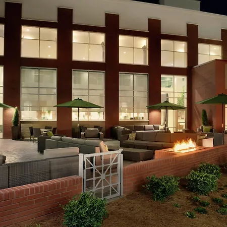 Hotel Embassy Charlotte/ayrsley