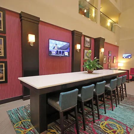 Express & North By Ihg Hotel