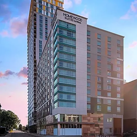 Hotel Homewood By Hilton Uptown First Ward