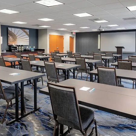 Fairfield & By Marriott Matthews Charlotte