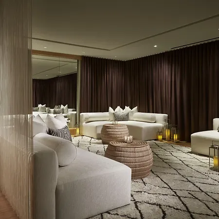 The Ritz-carlton, Hotel