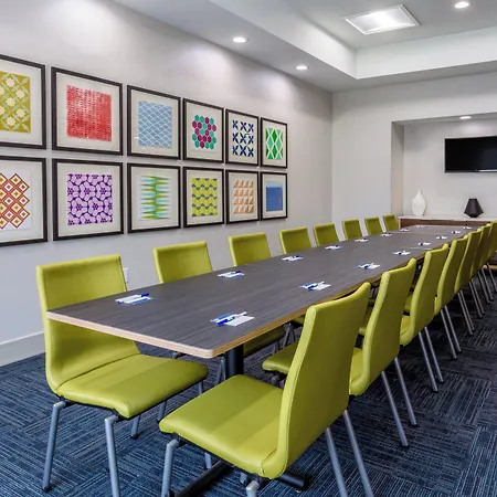 Express Arrowood By Ihg