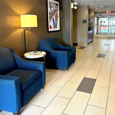 Hotel By Ihg Charlotte