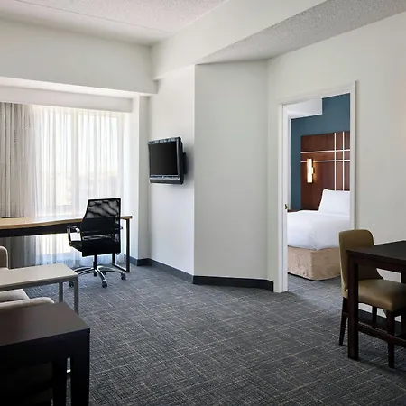 Uptown Hotel