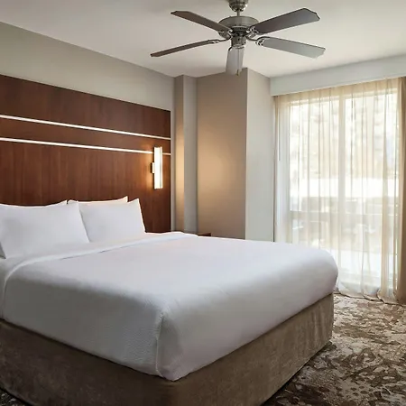 Hotel Uptown 3*