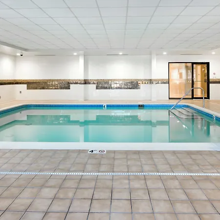 Courtyard By Marriott Ballantyne Hotel 3*