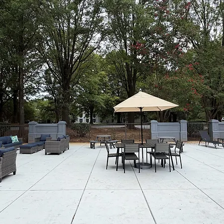Hyatt Place Airport Billy Graham Parkway Hotel 3*