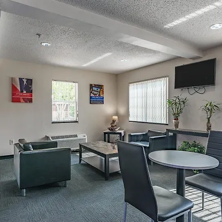 Hotel 6-charlotte, Nc - 4*