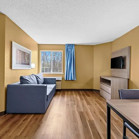 Mainstay - Executive Park