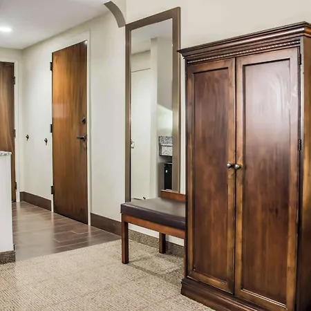 Hotel Comfort - Research Park