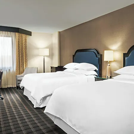 Hotel Sheraton Airport 4*