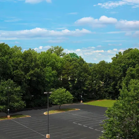 Sheraton Airport 4*