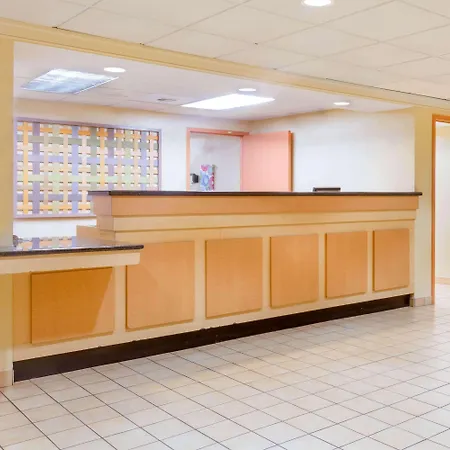Spark By Hilton Airport North 3* Charlotte