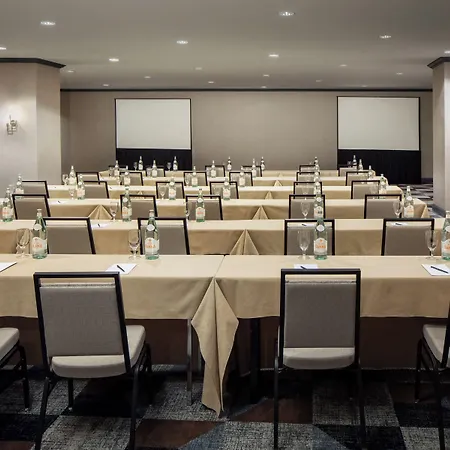 Omni 4* Charlotte