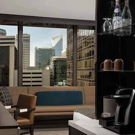 Hotel Omni