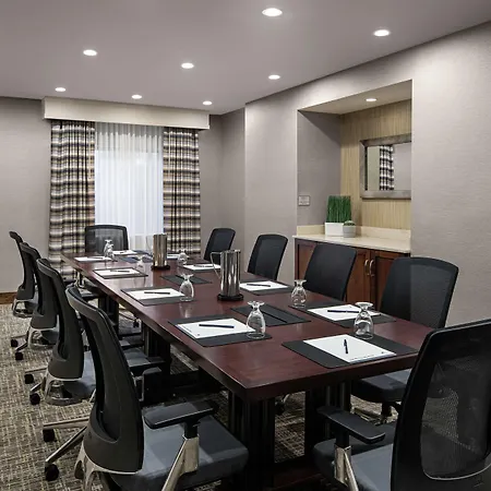 Doubletree By Hilton Charlotte/southpark Hotel