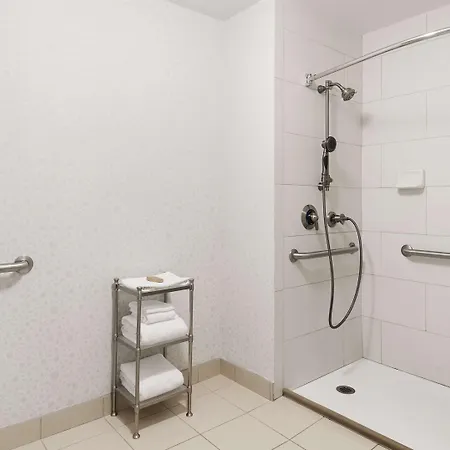 Doubletree By Hilton Charlotte/southpark Hotel 3*