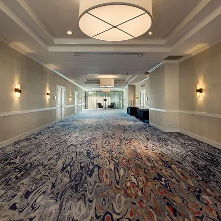 Sonesta Lower South End Hotel